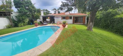 CASA EN VENTA PINARES 