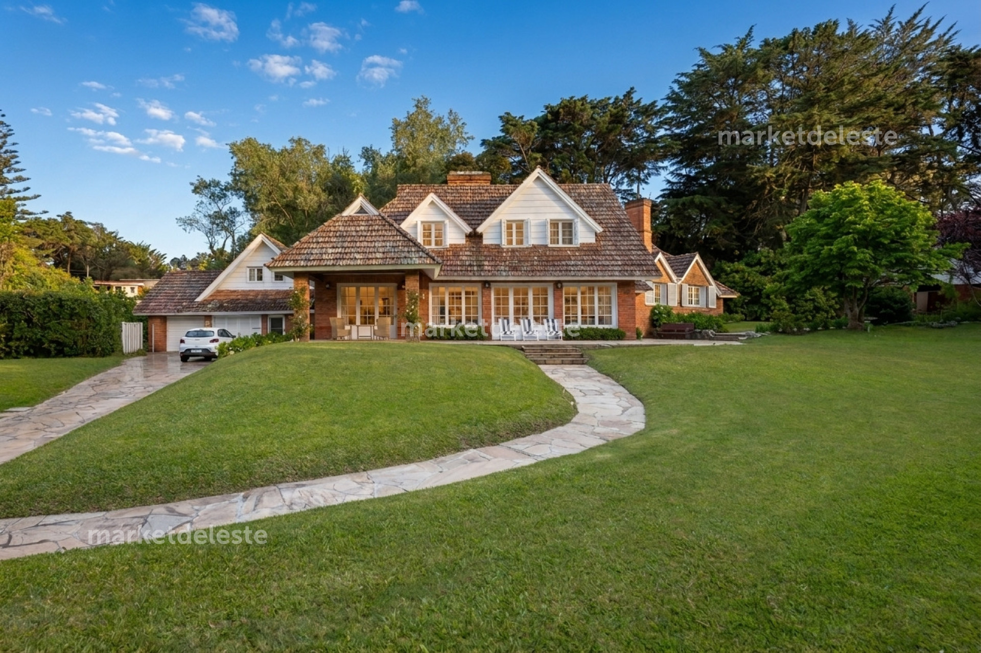 GOLF - ARQ ARTURO DUBOURG - MKT260C