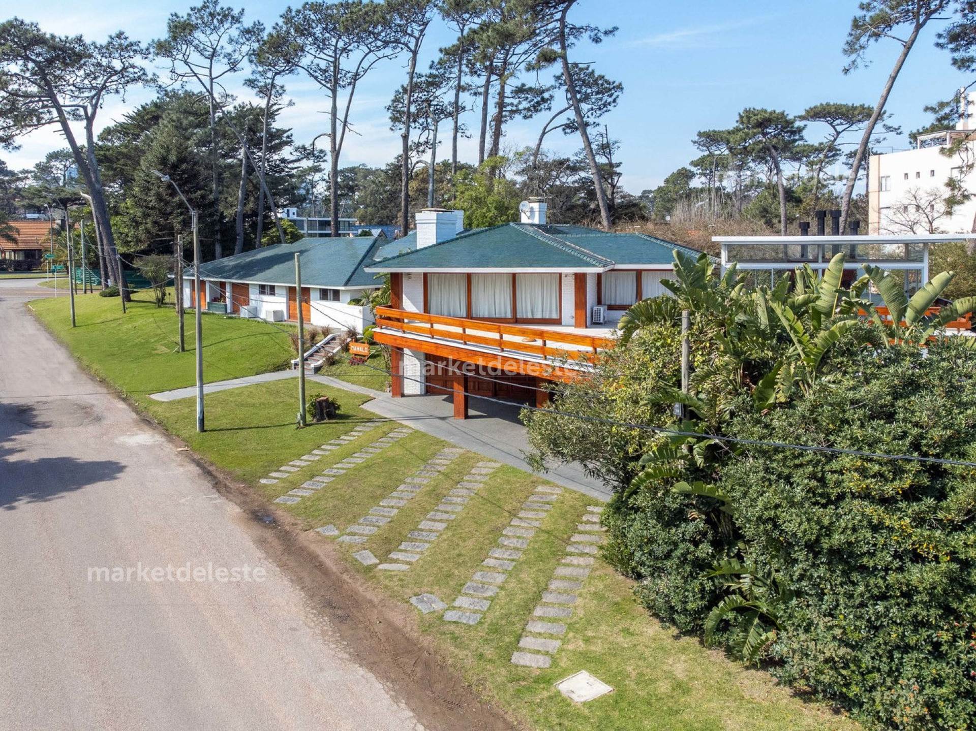 Casa ID.2770 - MANSA - ESPECTACULAR