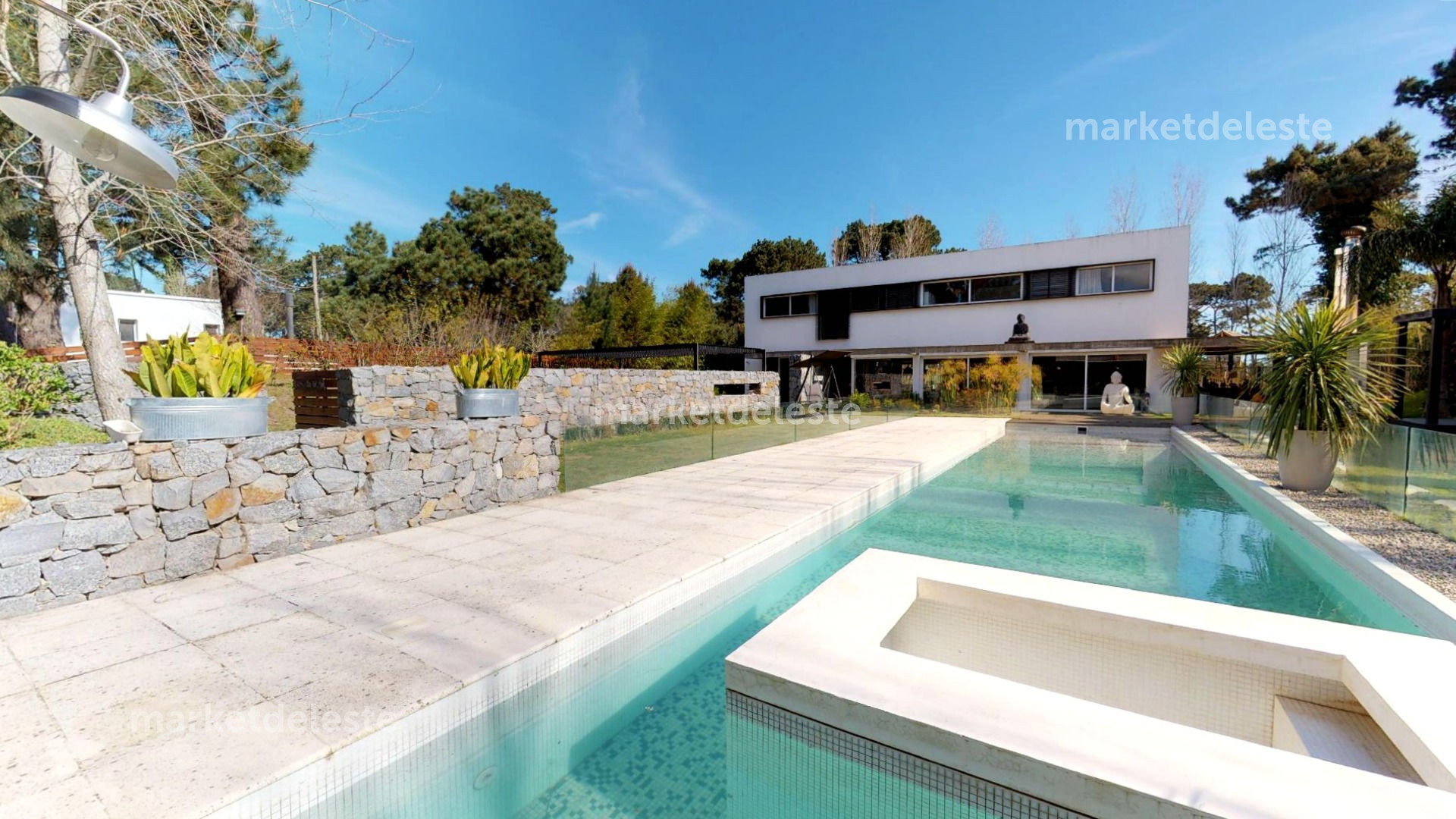 Casa ID.3102 - BARRIO PRIVADO - MODERNA