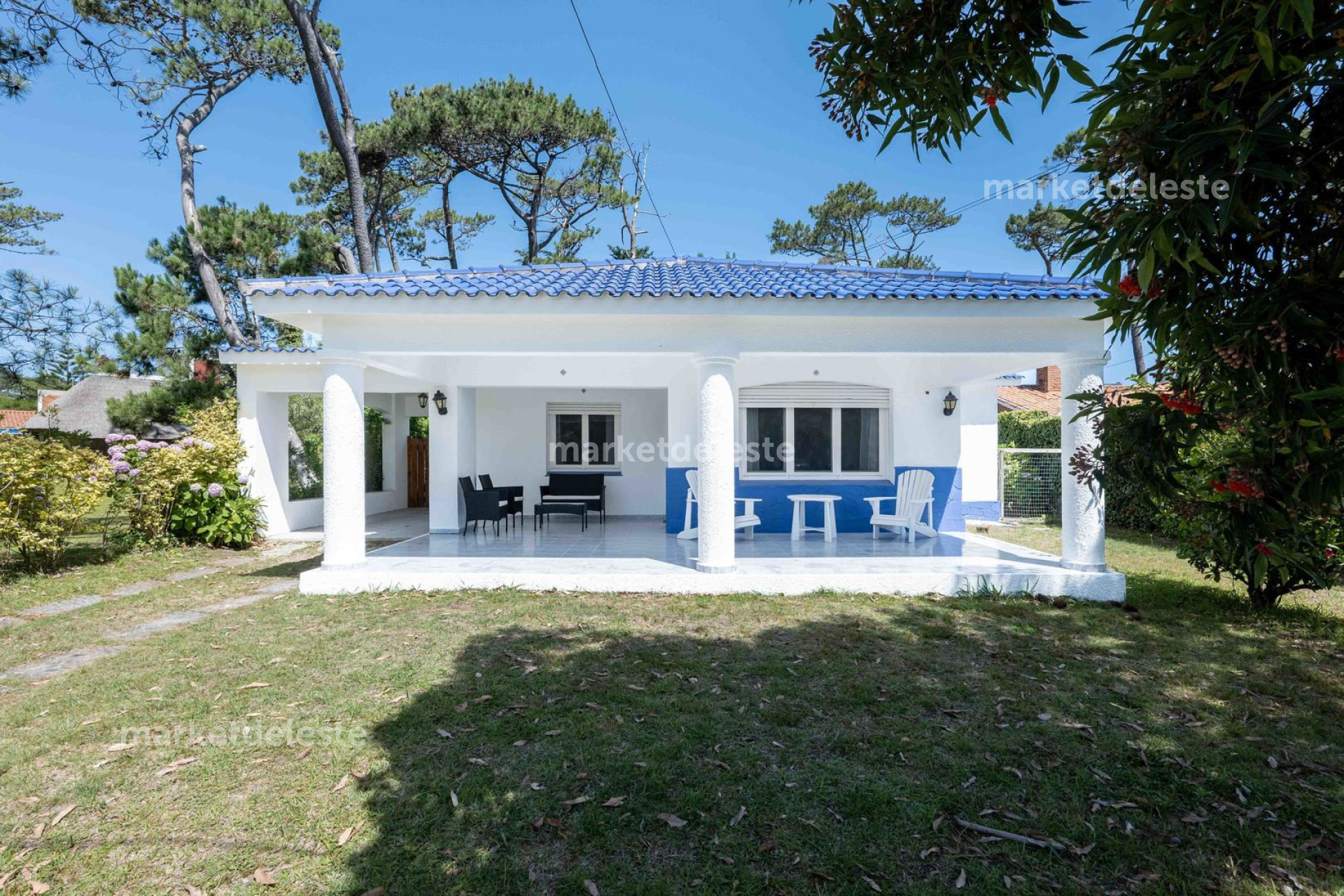 Casa ID.3665 - CASA EN PLAYA MANSA - A MTS DEL MAR 