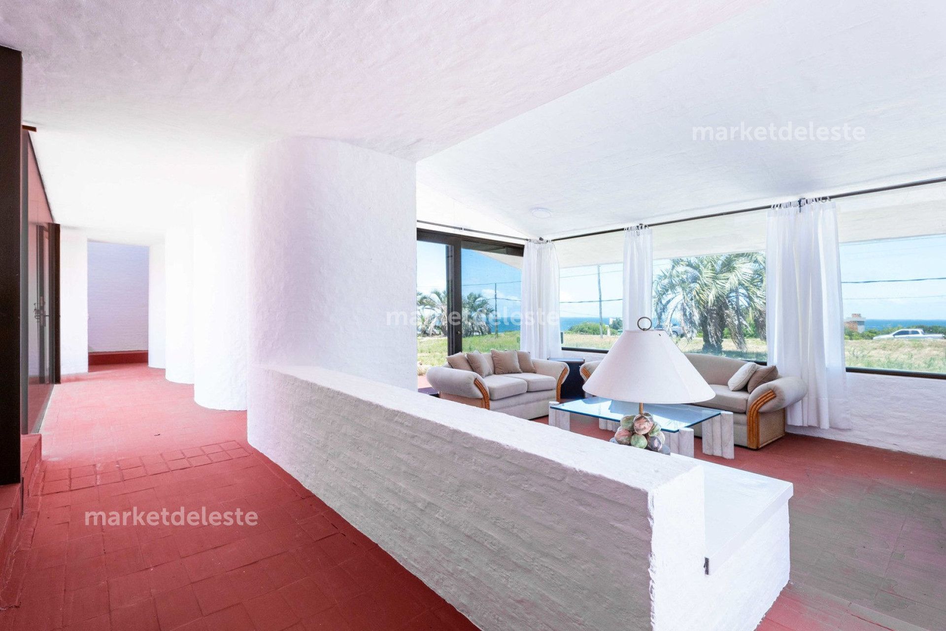 Casa ID.4452 - PLAYA MANSA - ARQ FLORES FLORES