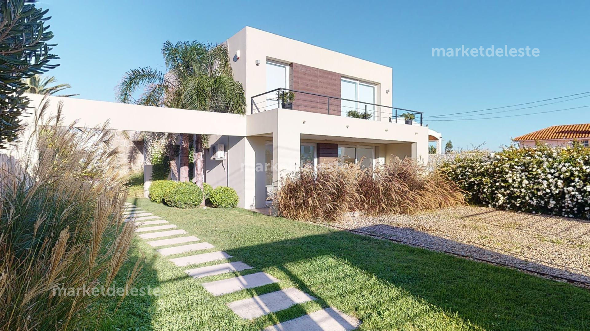 Casa ID.4669 - PENINSULA MINIMALISTA