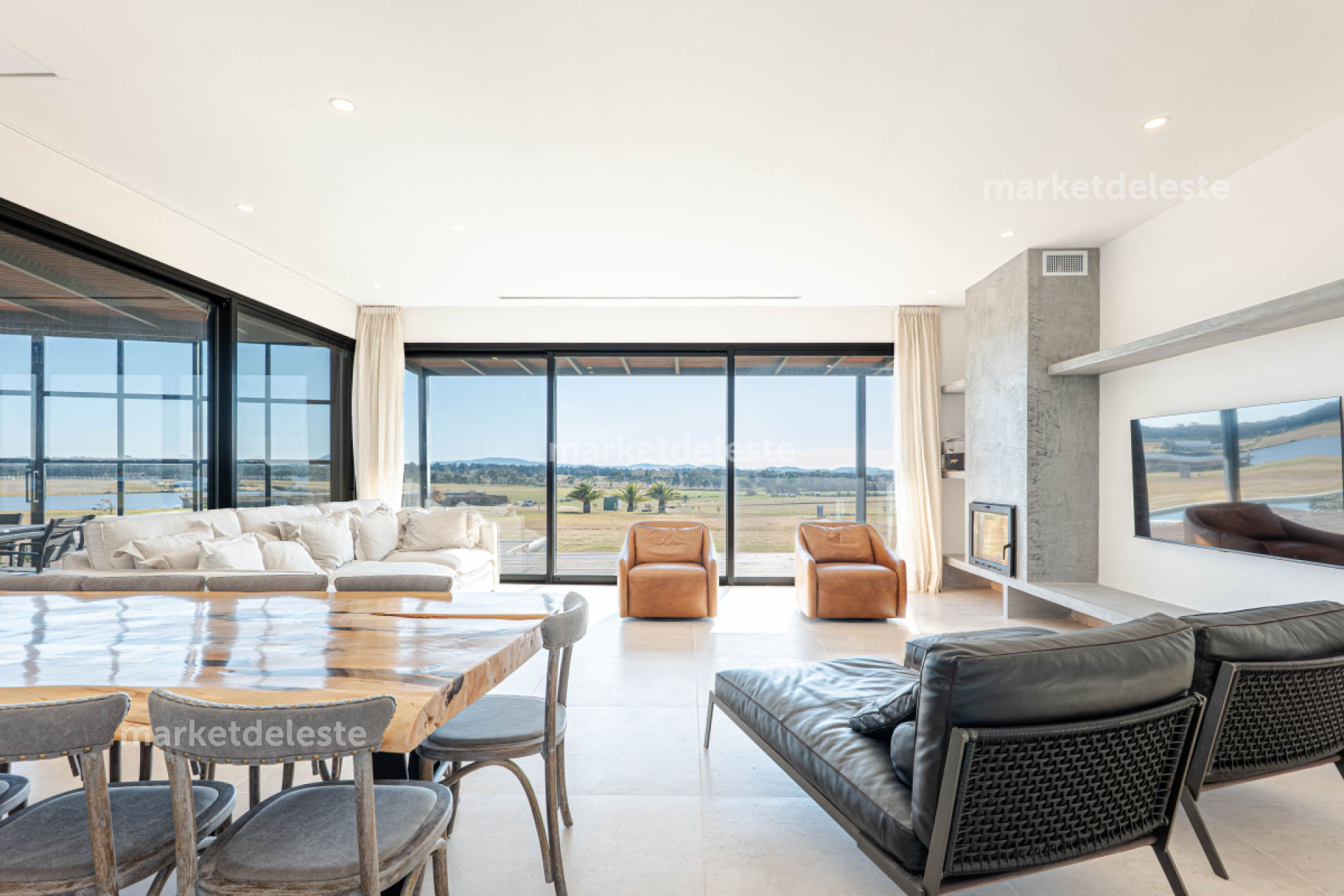 Casa ID.7525 - CASA EN LAGUNA DE LOS CISNES - MODERNA 