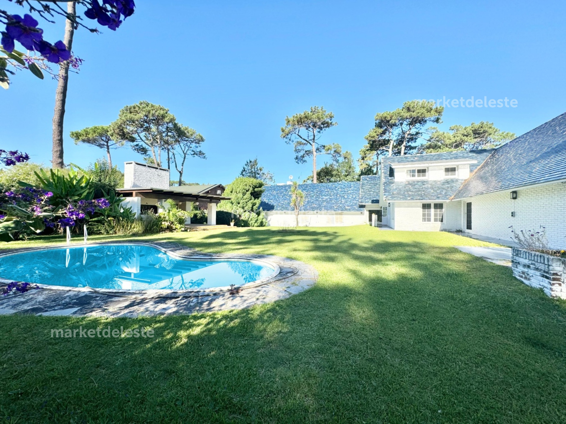 Casa ID.6853 - CASA EN PARADAS - EN LA MEJOR ZONA