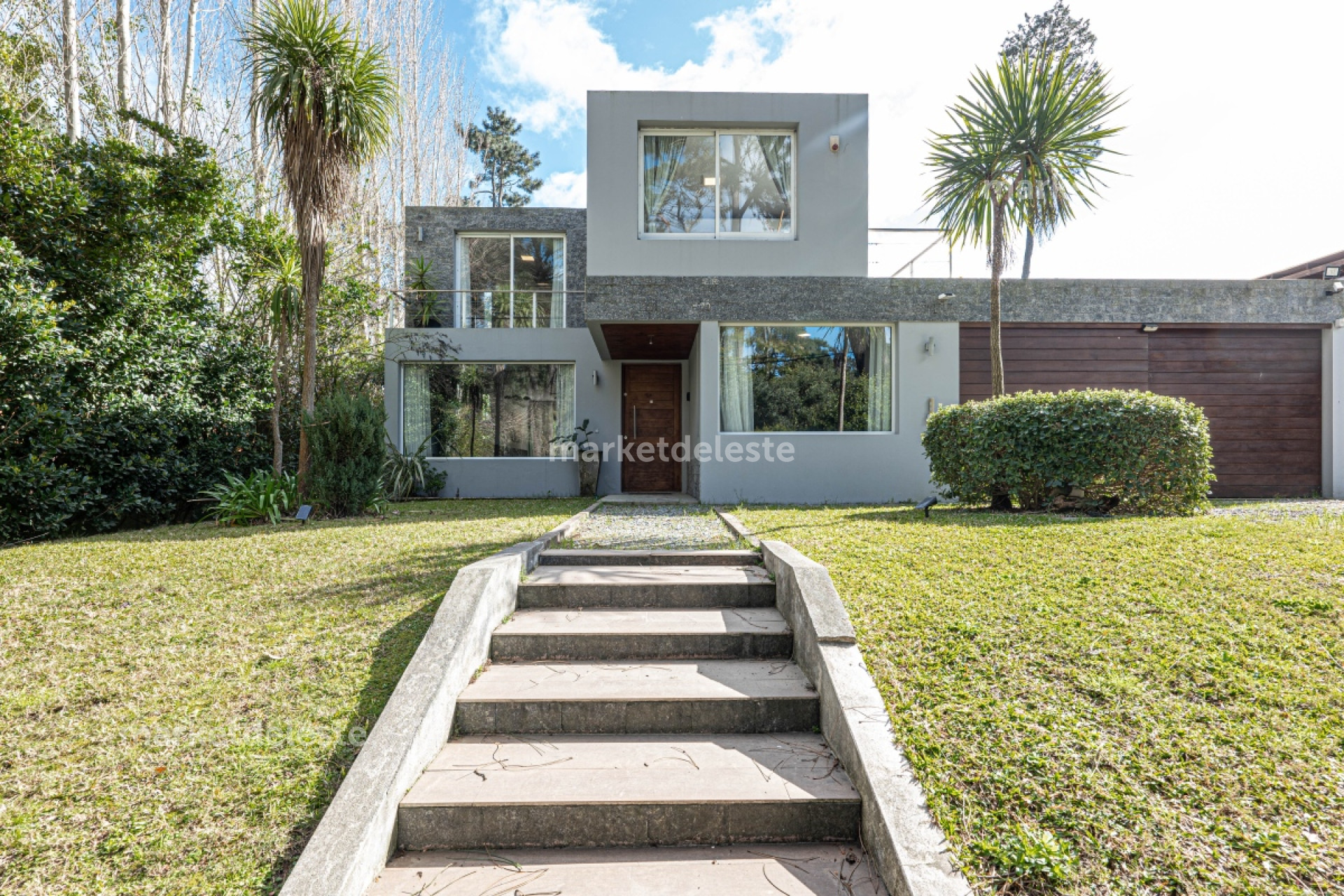 Casa ID.6780 - CASA EN PINARES 4 DORMITORIOS