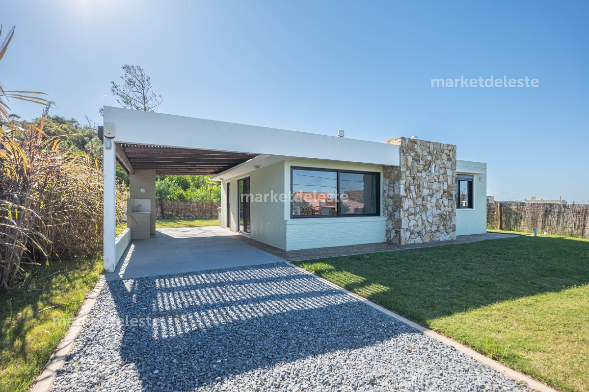 Casa ID.6489 - CASA EN PUNTA COLORADA - PIRIAPOLIS 