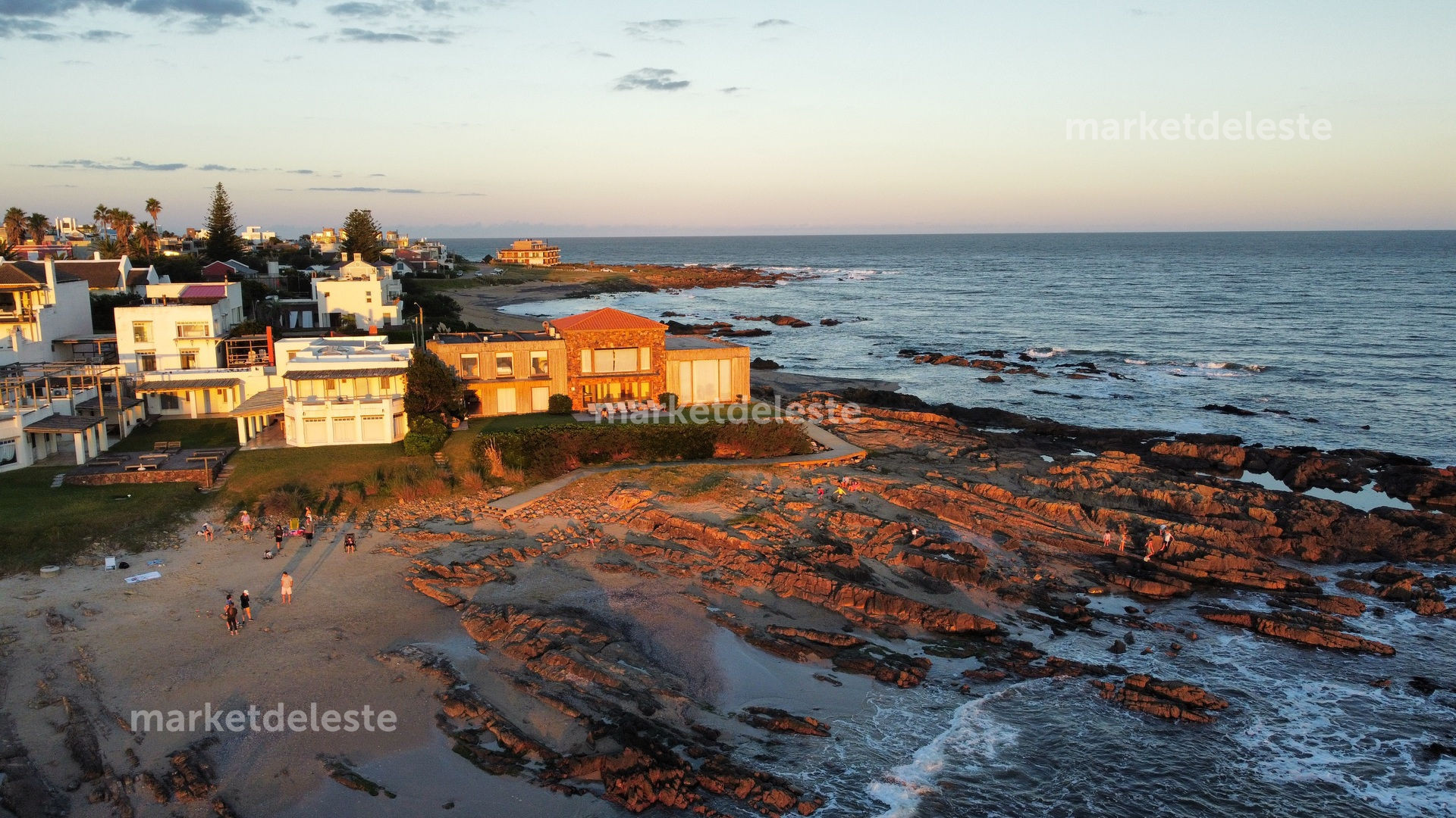 Casa ID.99 - LUJO CON SIMPLEZA