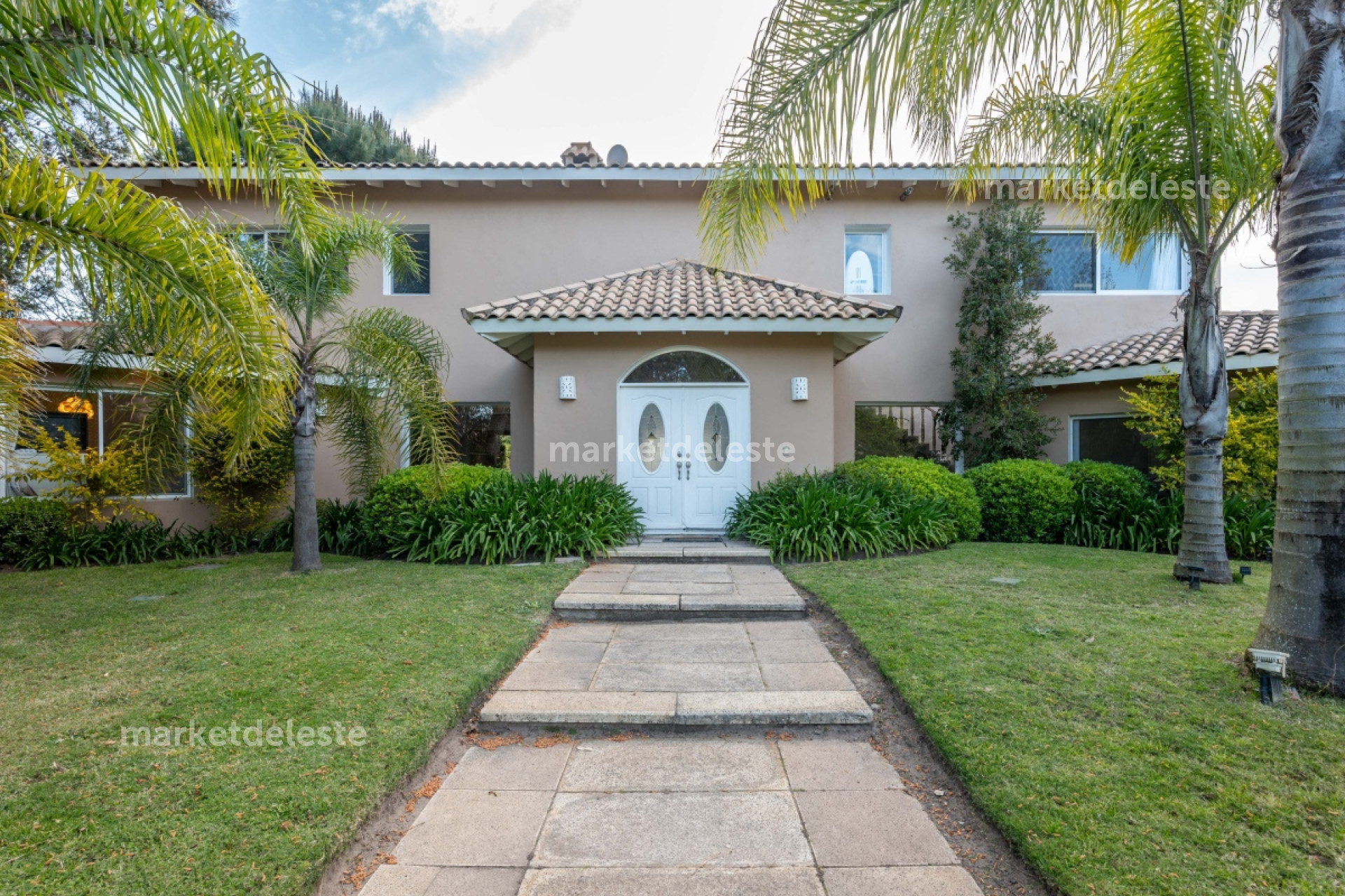 Casa ID.6772 - LA ARBOLADA - NUEVO INGRESO