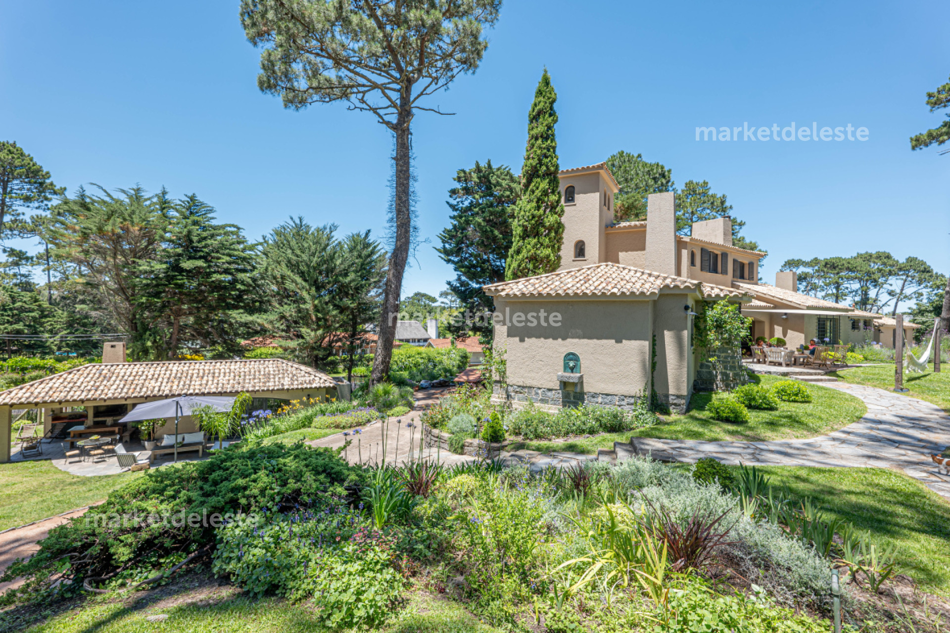 Casa ID.829 - Estilo TOSCANA en  SAN RAFAEL