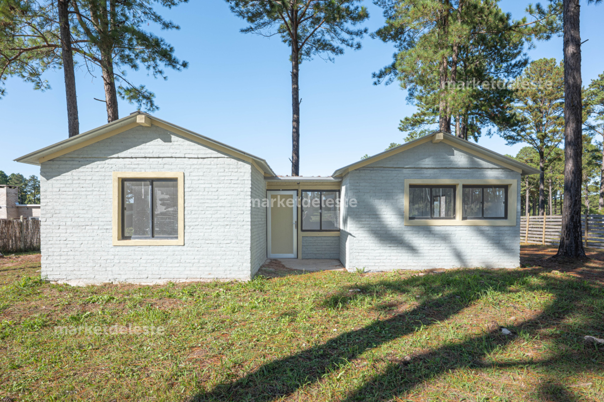 Casa ID.6938 - OPORTUNIDAD EN CHACRAS DEL PINAR