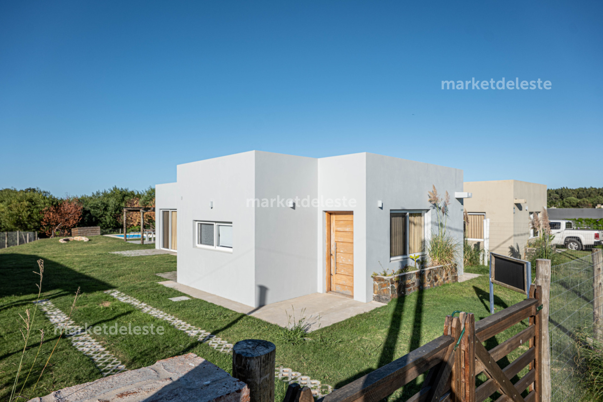 Casa ID.7189 - CASA EN PUNTA COLORADA CON PISCINA CLIMATIZADA 