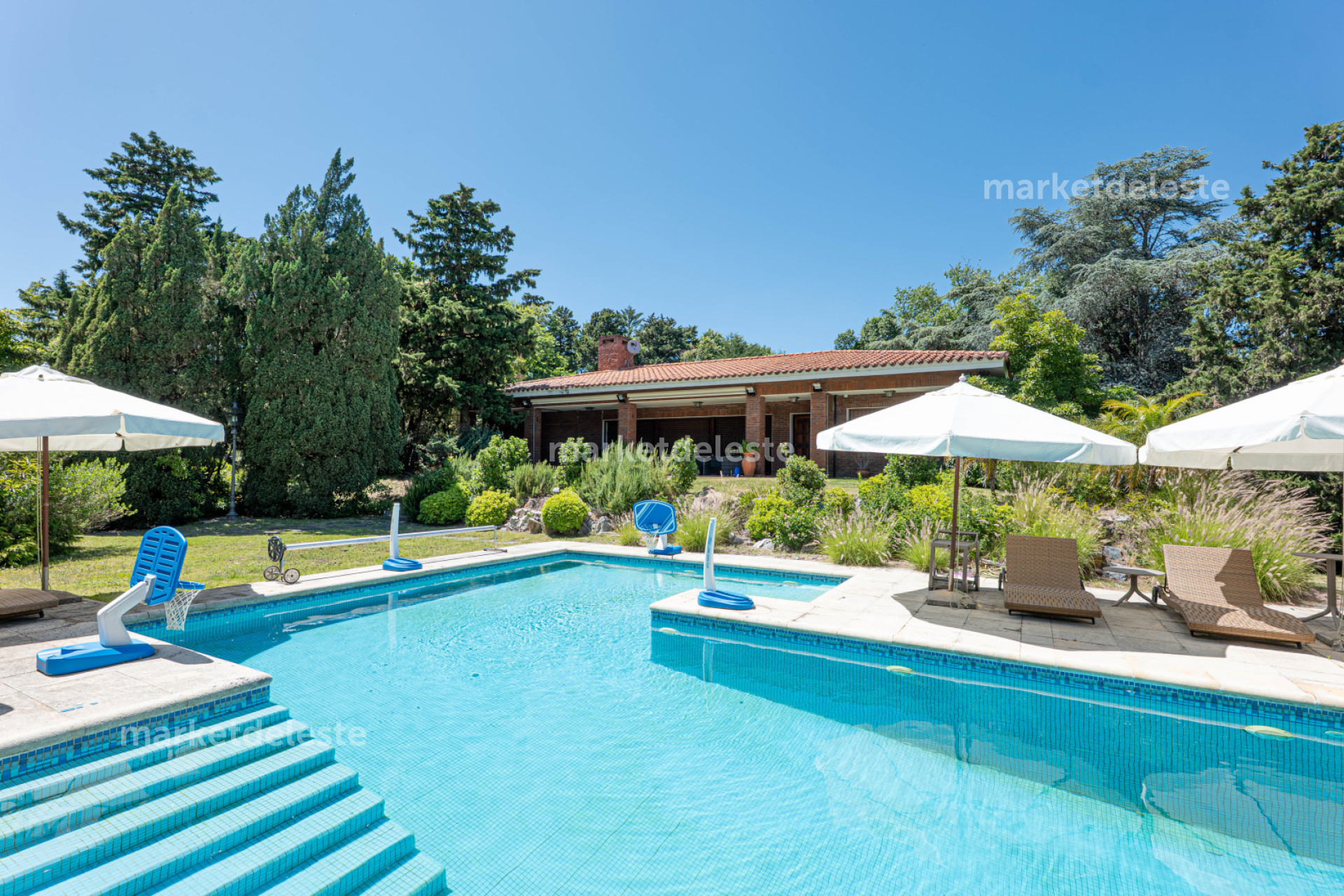 Casa ID.7762 - UNA CHACRA A 50 MTS DEL MAR - SOLANAS 