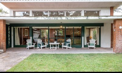 SAN RAFAEL - AMPLIO JARDIN Y 4 DORM
