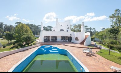 CASA ÚNICA EN SAN RAFAEL