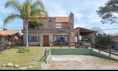 CASA EN PLAYA MANSA - 3 DORM