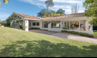 CASA EN SOLANAS