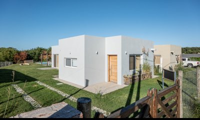 CASA EN PUNTA COLORADA CON PISCINA CLIMATIZADA