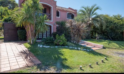 CASA EN PORTEZUELO 5 DORMITORIOS