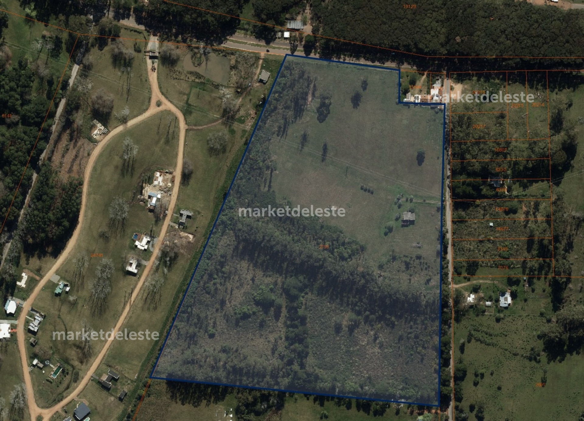 Terreno ID.5185 - 10.8 HÁS EN AV LUSSICH