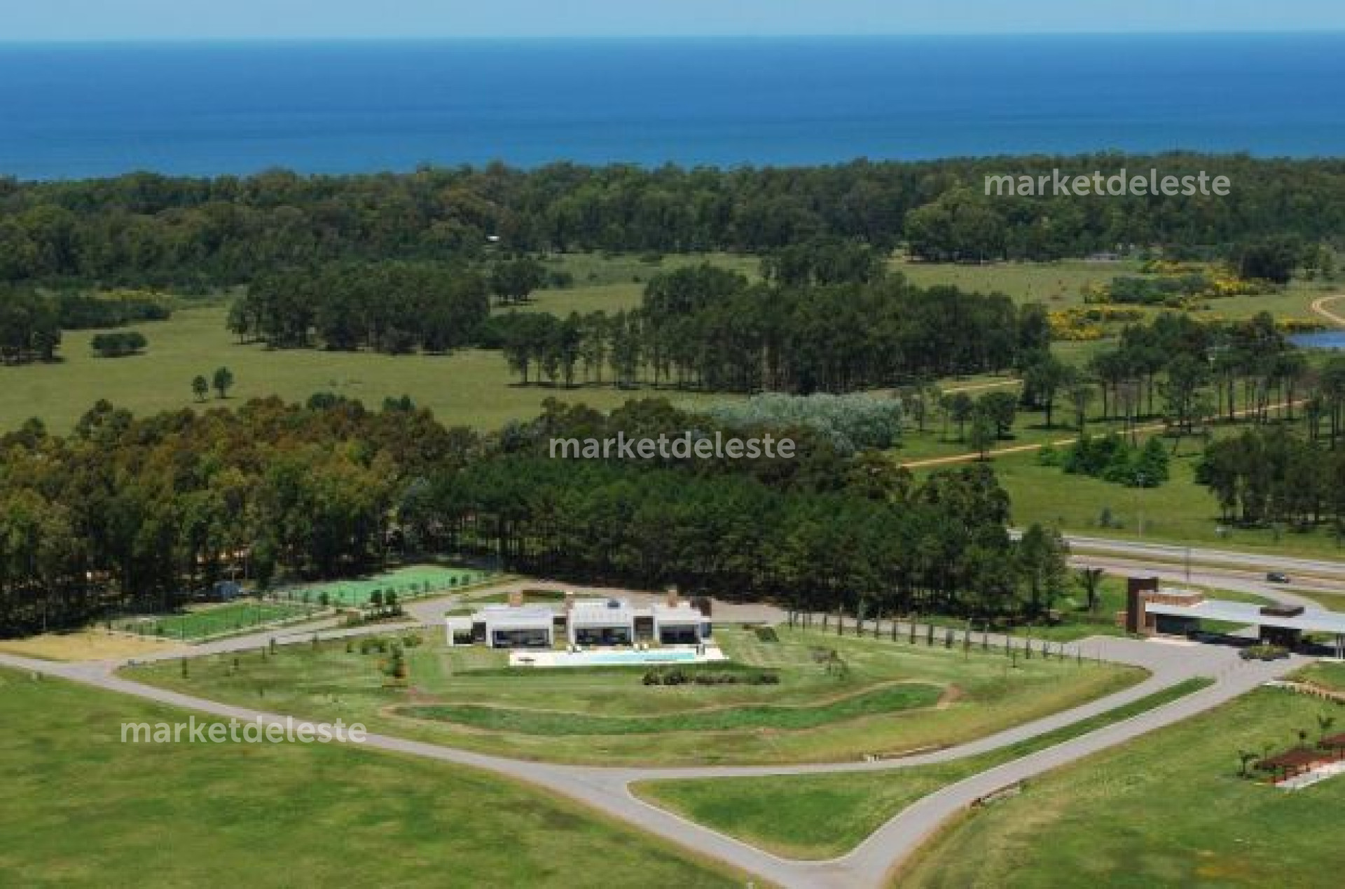 Terreno ID.4211 - LAGUNA DE LOS CISNES - FINANCIA