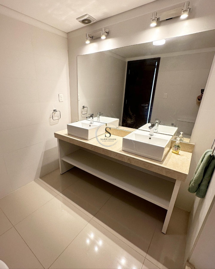 Apartamento ID.20 - Departamento Venta 1 Dormitorio, Penthouse, Garaje!! 