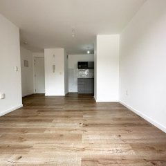 Gran Apartamento A La Venta/ Un Dormitorio/terraza Exclusiva/prado