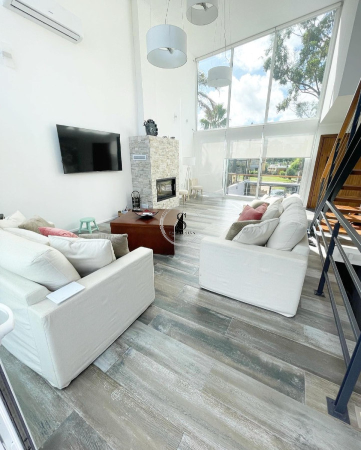 Casa ID.40 - Hermosa Casa A La Venta En Atlántida/dos Dormitorios/2 Cocheras