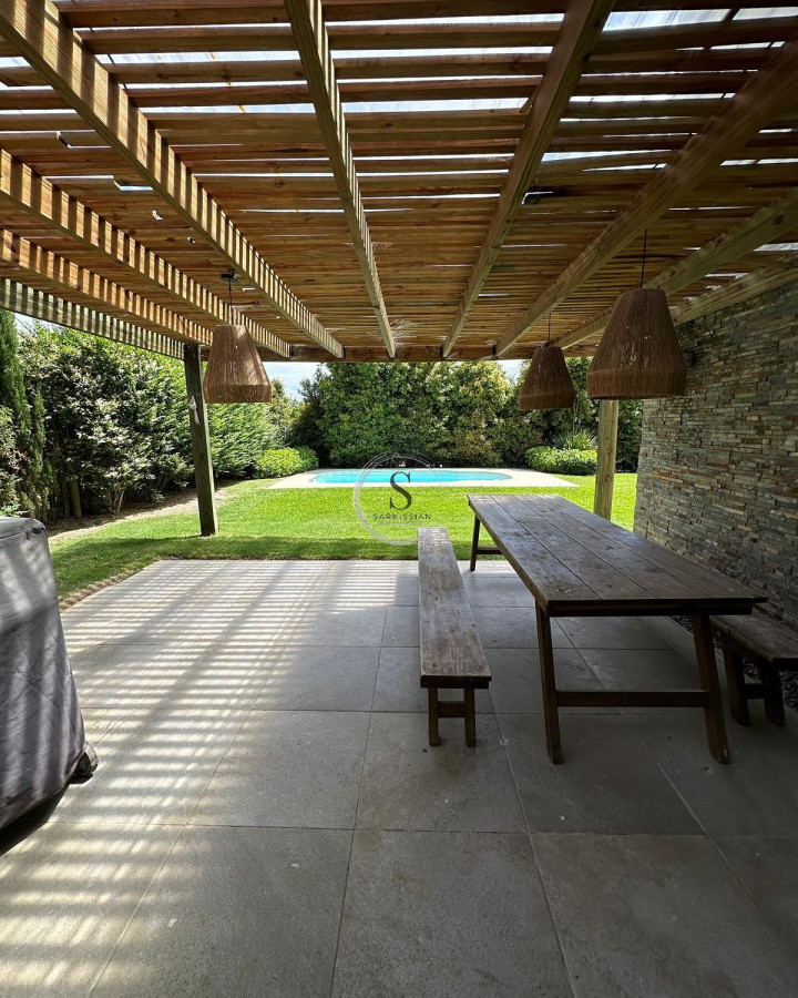 Casa ID.189 - HERMOSA CASA