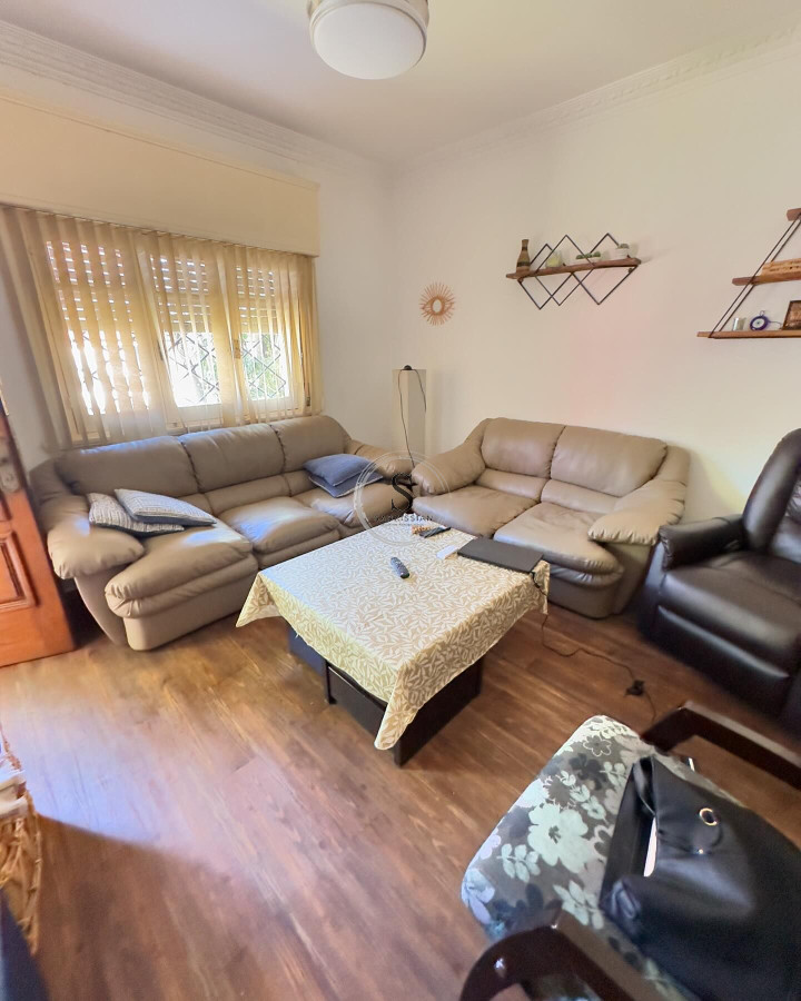 Casa ID.177 - VENTA BRAZO ORIENTAL 4 DORMITORIOS