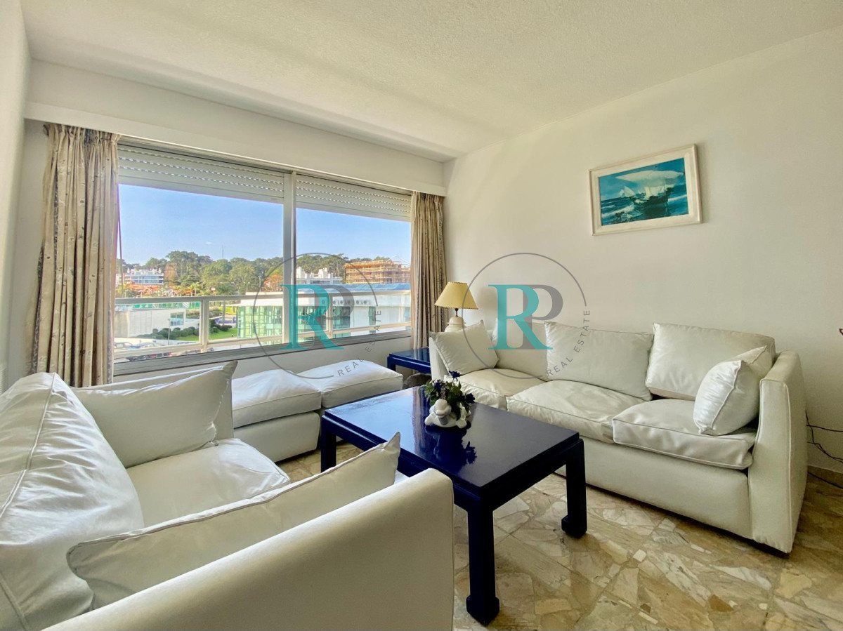 Apartamento ID.2248 - Unidad de 2 dormitorios y medio en complejo Lincoln Center