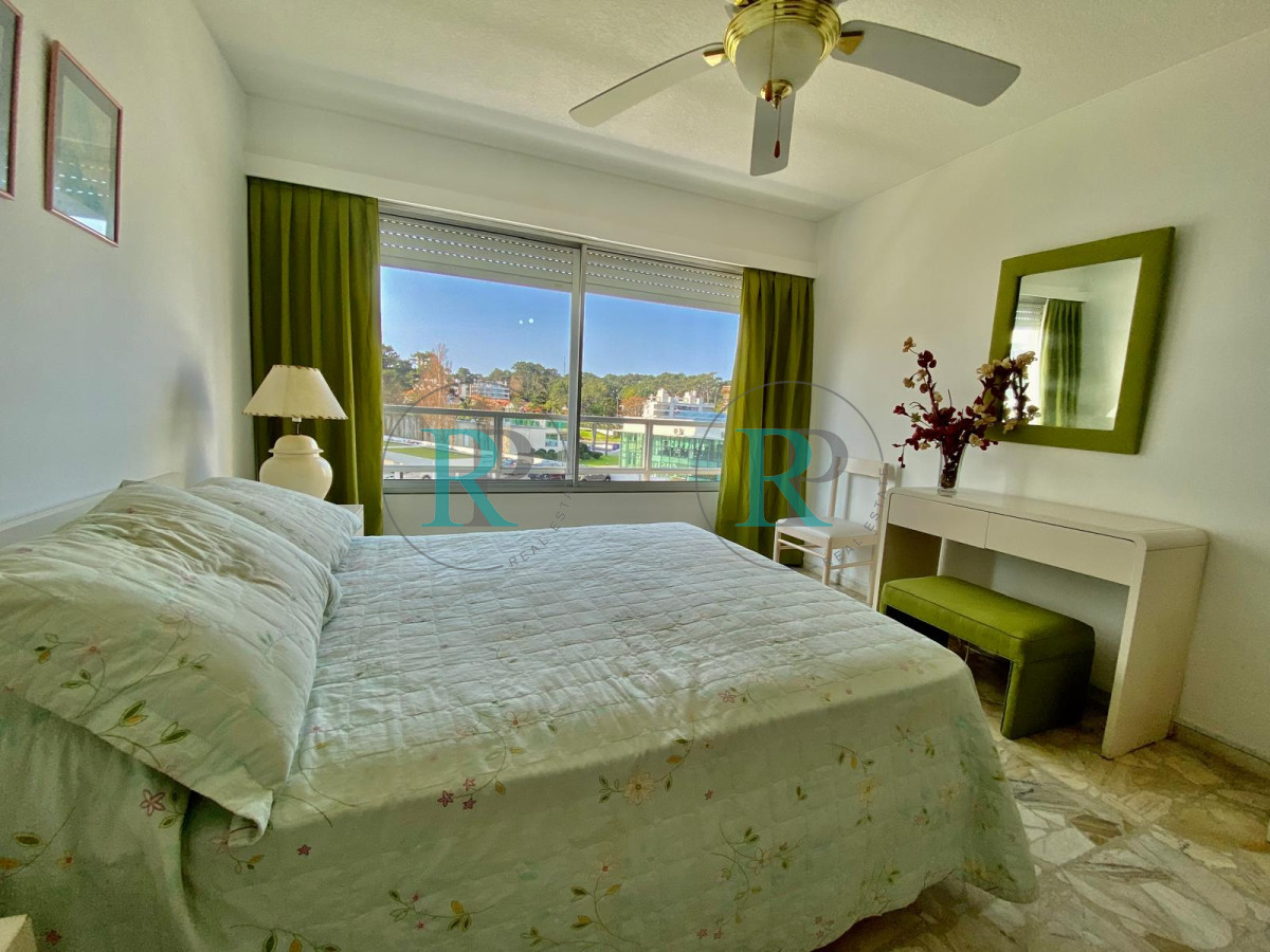 Apartamento ID.2248 - Unidad de 2 dormitorios y medio en complejo Lincoln Center