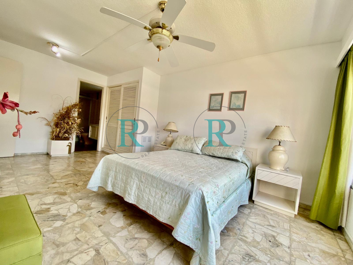 Apartamento ID.2248 - Unidad de 2 dormitorios y medio en complejo Lincoln Center