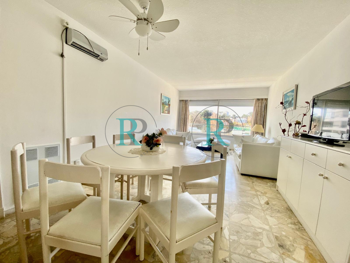 Apartamento ID.2248 - Unidad de 2 dormitorios y medio en complejo Lincoln Center