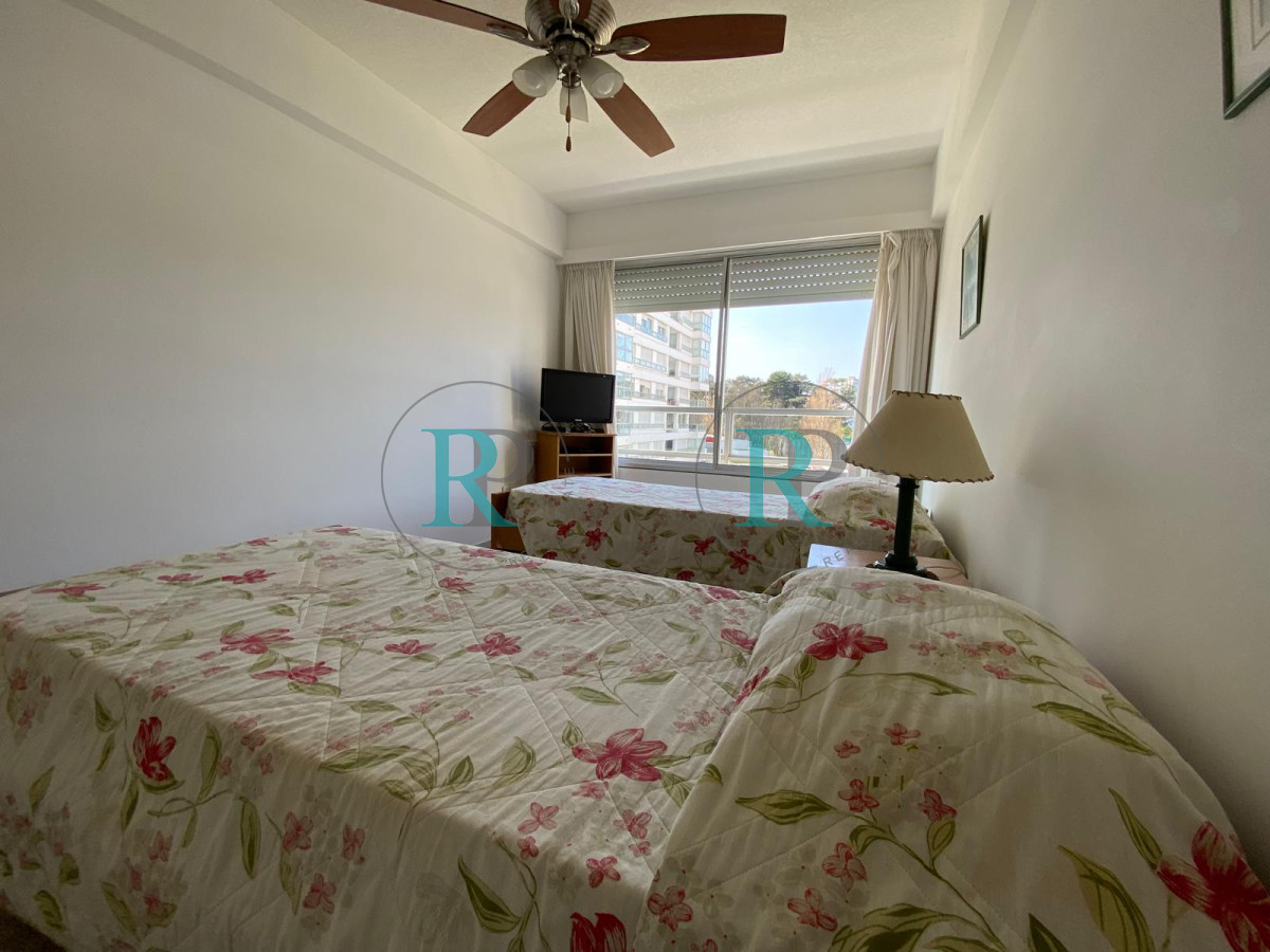 Apartamento ID.2248 - Unidad de 2 dormitorios y medio en complejo Lincoln Center