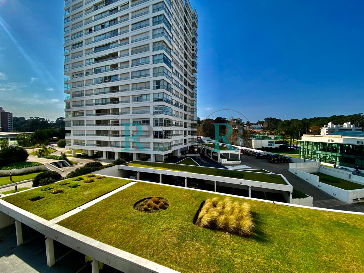 Apartamento ID.2248 - Unidad de 2 dormitorios y medio en complejo Lincoln Center