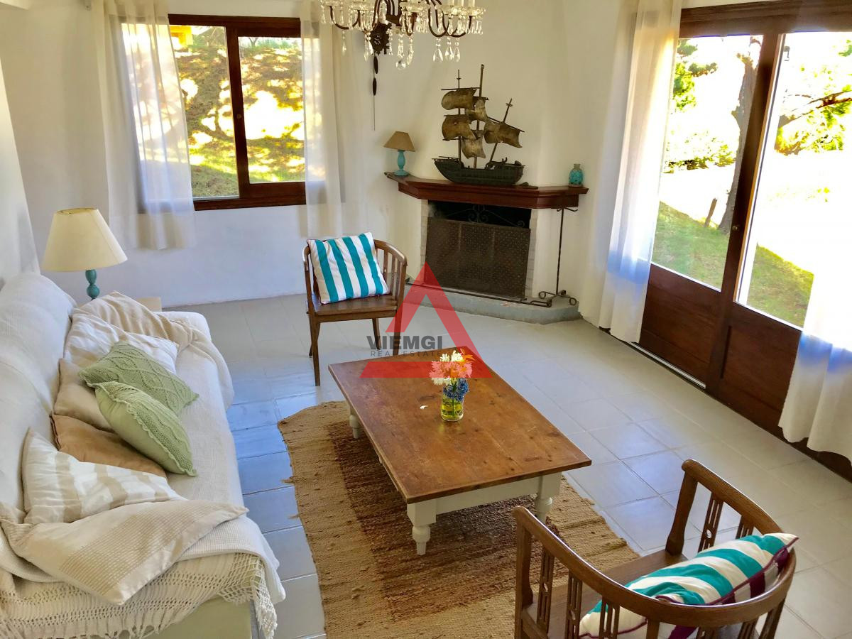 Casa ID.107 - Casa de 3 dormitorios en La Barra, Montoya