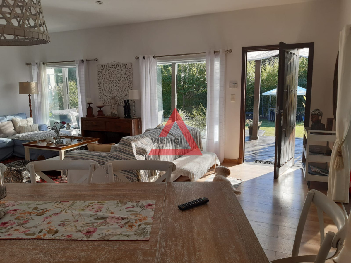 Casa ID.256 - Casa de 3 dormitorios en Jardines de Cordoba