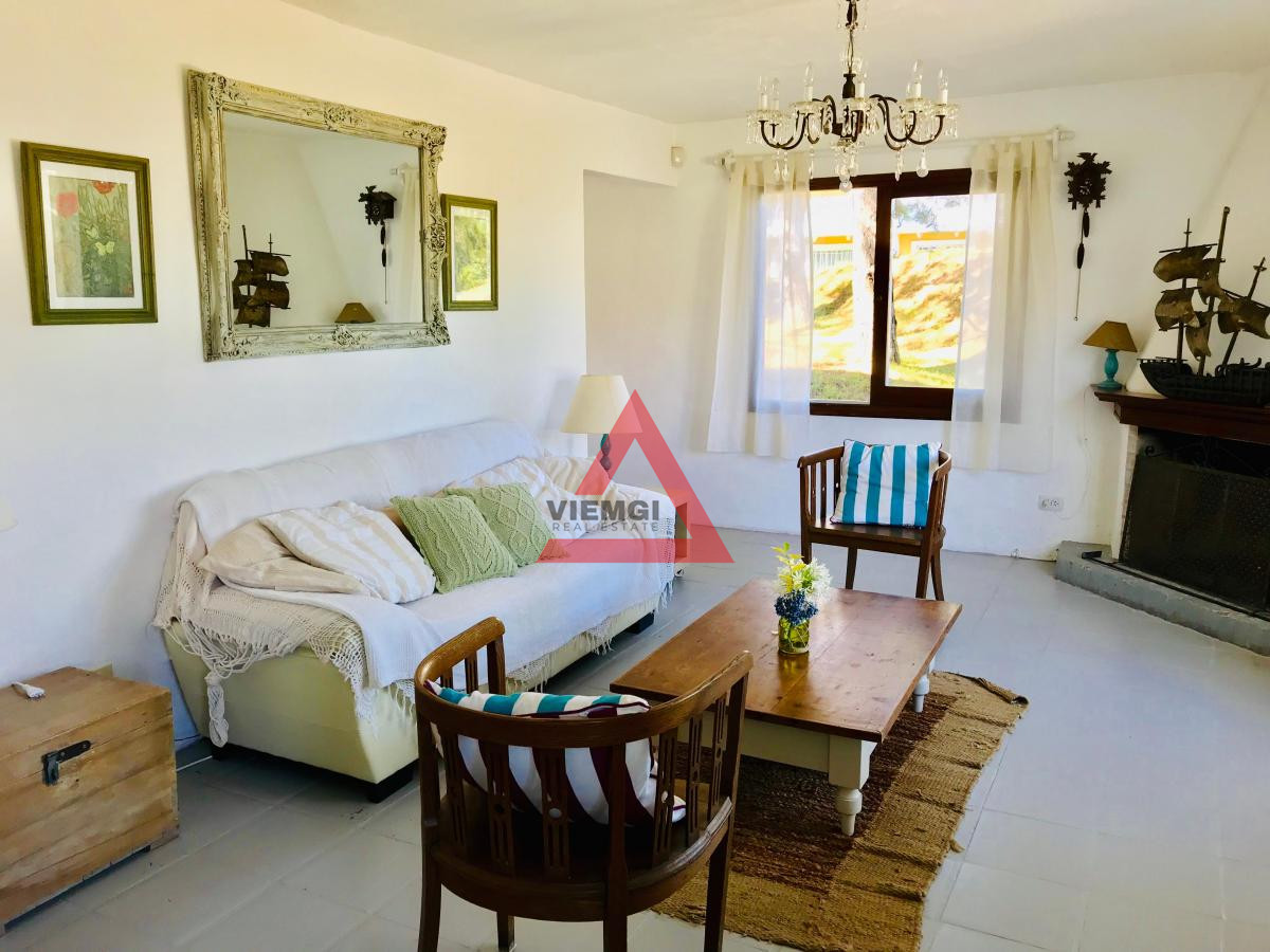 Casa ID.107 - Casa de 3 dormitorios en La Barra, Montoya