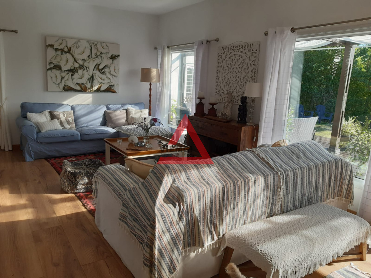Casa ID.256 - Casa de 3 dormitorios en Jardines de Cordoba