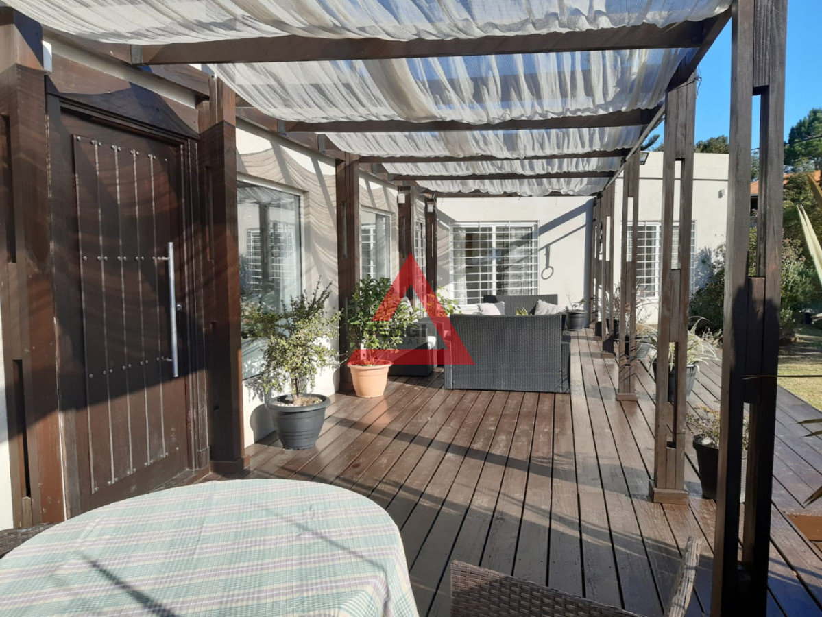 Casa ID.256 - Casa de 3 dormitorios en Jardines de Cordoba