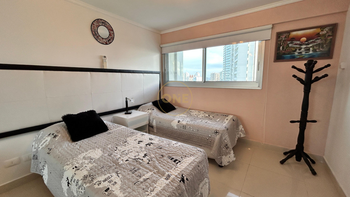 Apartamento ID.1916 - Apartamento de 2 dormitorios con vista al mar Miami Boulevard