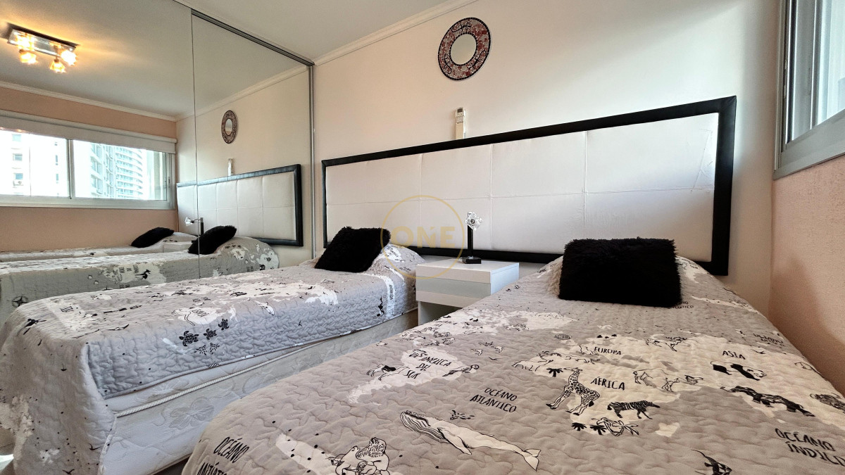 Apartamento ID.1916 - Apartamento de 2 dormitorios con vista al mar Miami Boulevard