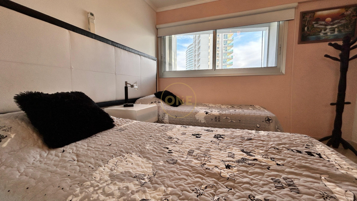 Apartamento ID.1916 - Apartamento de 2 dormitorios con vista al mar Miami Boulevard