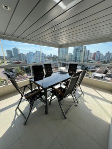 Venta y alquiler temporal Apartamento de 3 dormitorios en edificio premium
