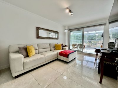 Apto en Miami Boulevard II, Piso Bajo