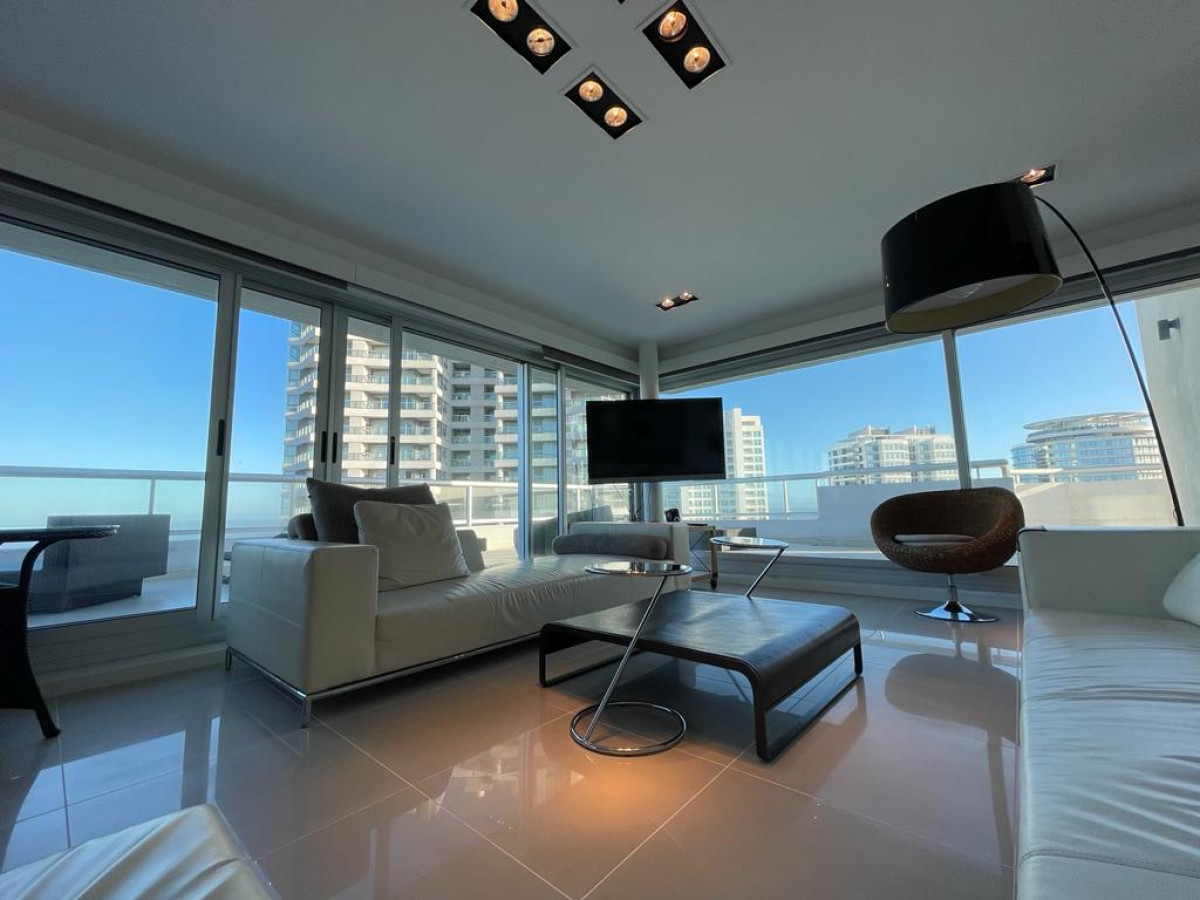 Venta Penthouse en Quartier del Mar, Playa Brava   