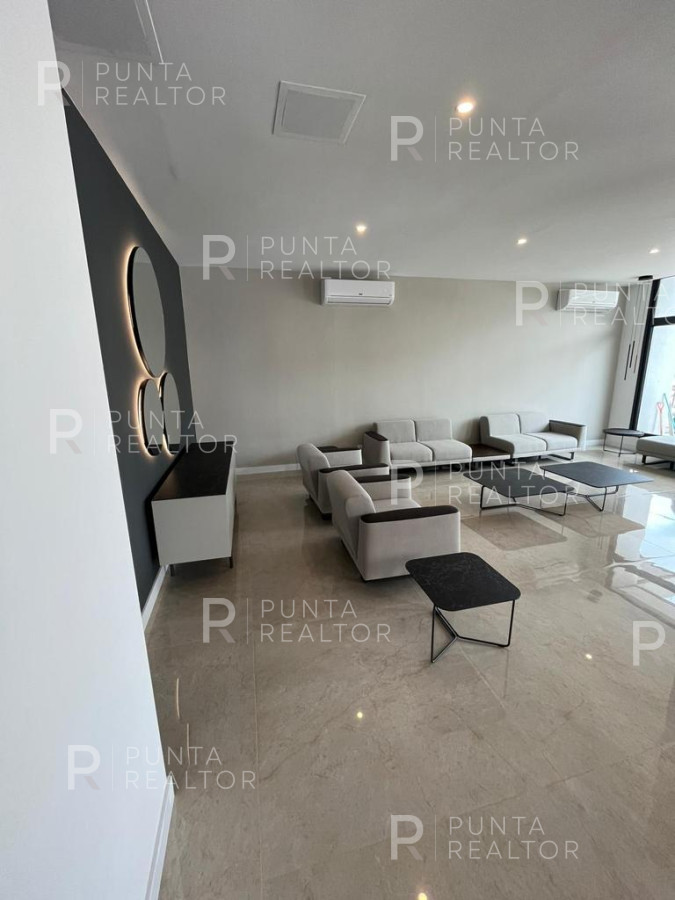 Apartamento ID.2121 - Apartamento en venta, 2 dormitorios en Punta del Este 