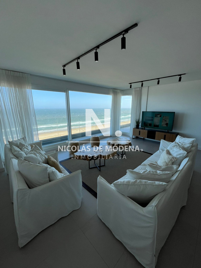LUJOSO APARTAMENTO PLAYA BRAVA PUNTA DEL ESTE