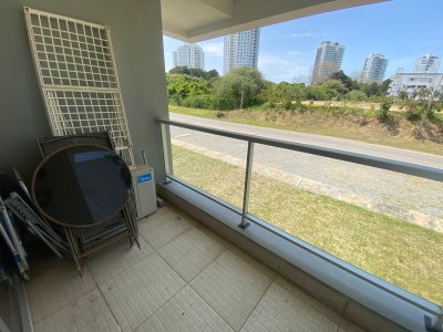 Venta apartamento un dormitorio punta del este aidy grill 